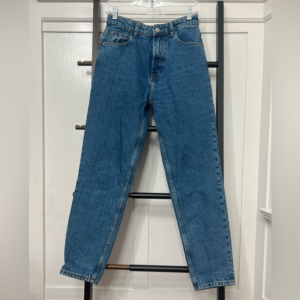 NWOT. Zara mom jeans.